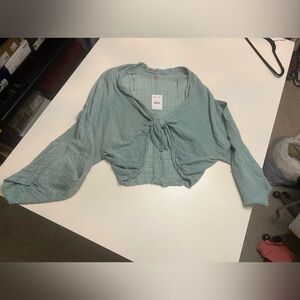 Free People shirt. NWT oversized XS/S